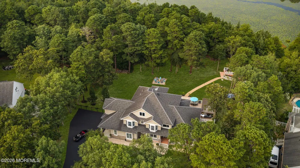 10 Cranberry Harvest Court Jackson, NJ 08527