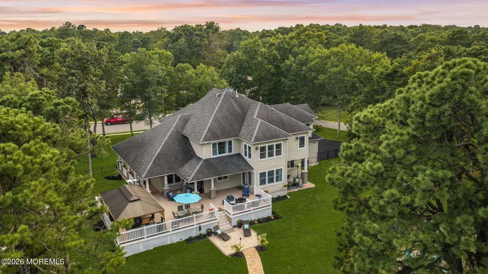 10 Cranberry Harvest Court Jackson, NJ 08527