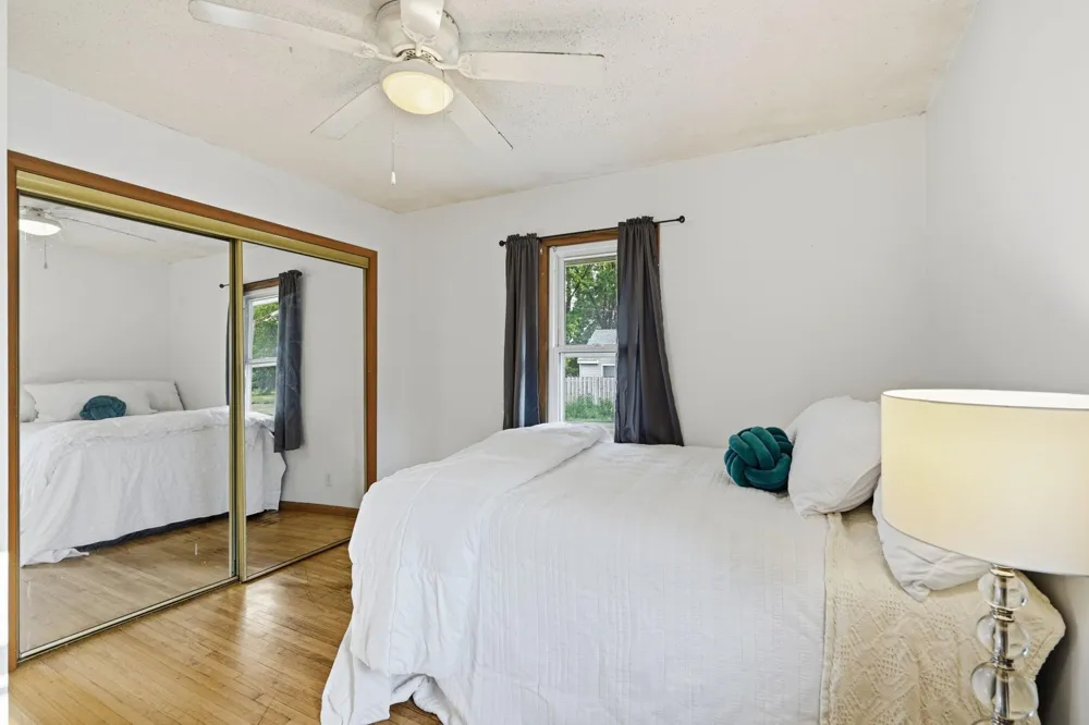 4357 Main Street NE Columbia Heights, MN 55421