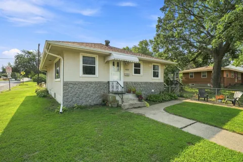 4357 Main Street NE