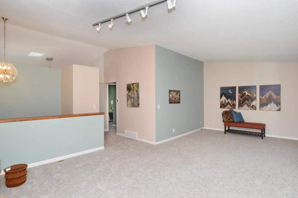 4406 Arden View Court Arden Hills, MN 55112