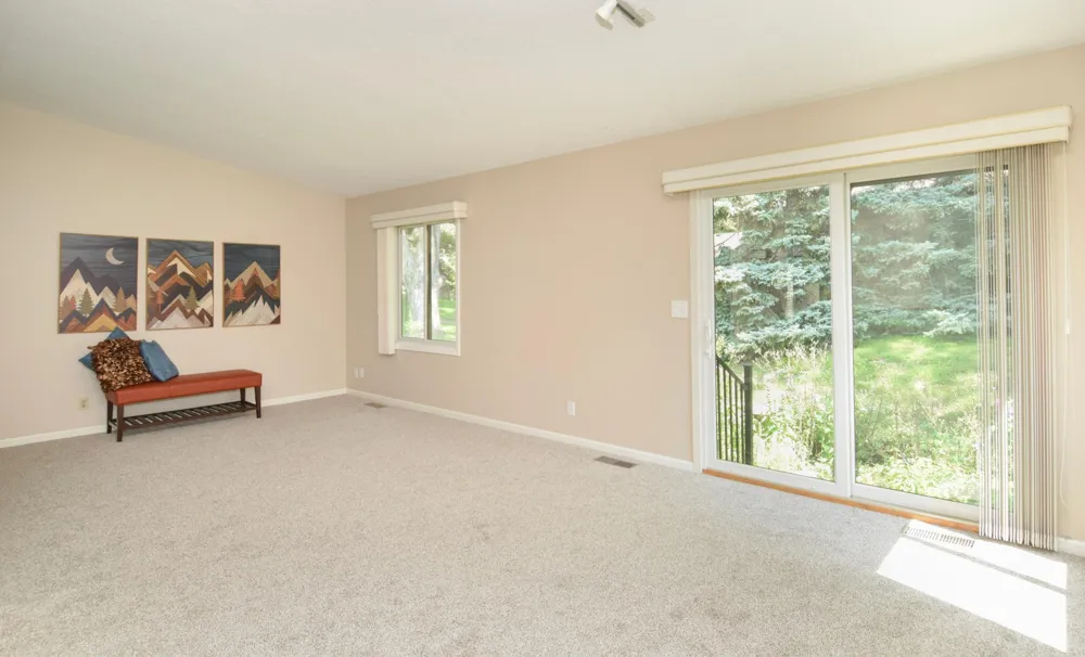 4406 Arden View Court Arden Hills, MN 55112