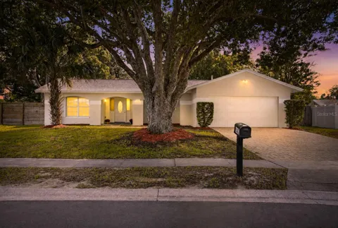 1442 CANTERBURY CIRCLE