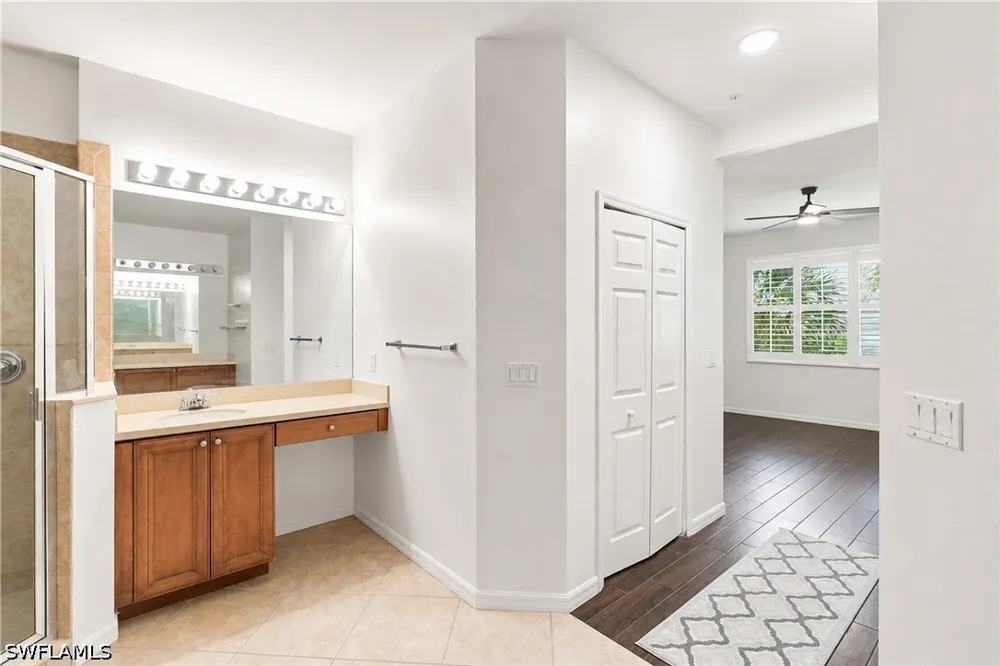 Goldenrod Lane #201 Alva, FL 33920