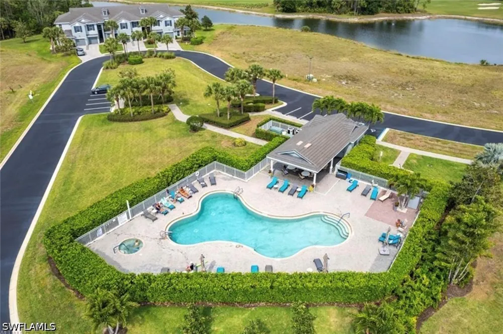 Goldenrod Lane #201 Alva, FL 33920