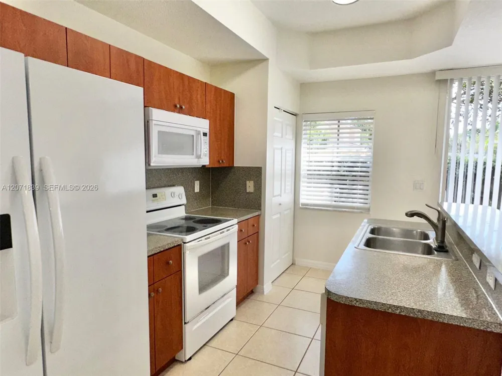4974 E White Mangrove Way E #4974 Dania Beach, FL 33312