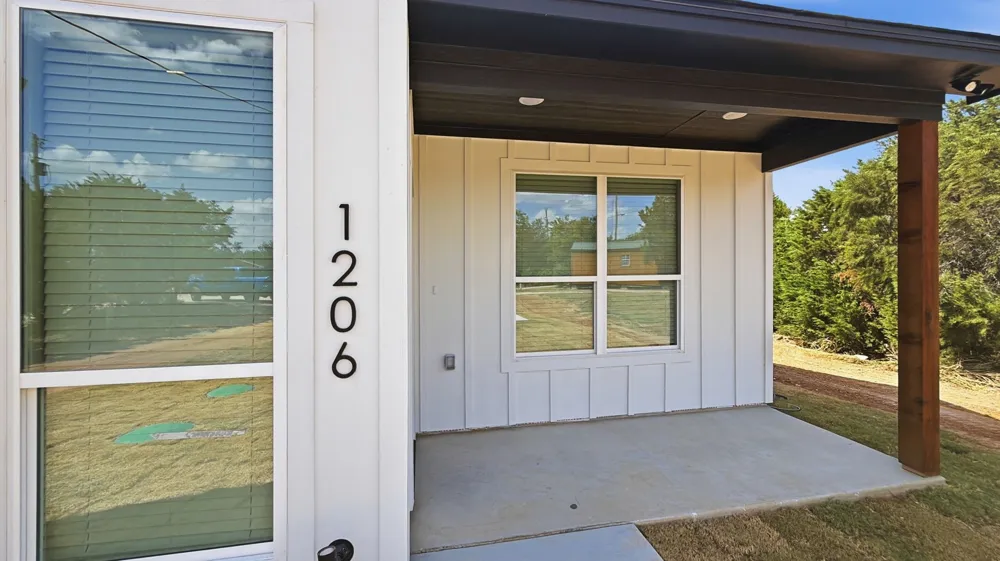 1206 Thicket Court Granbury, TX 76048