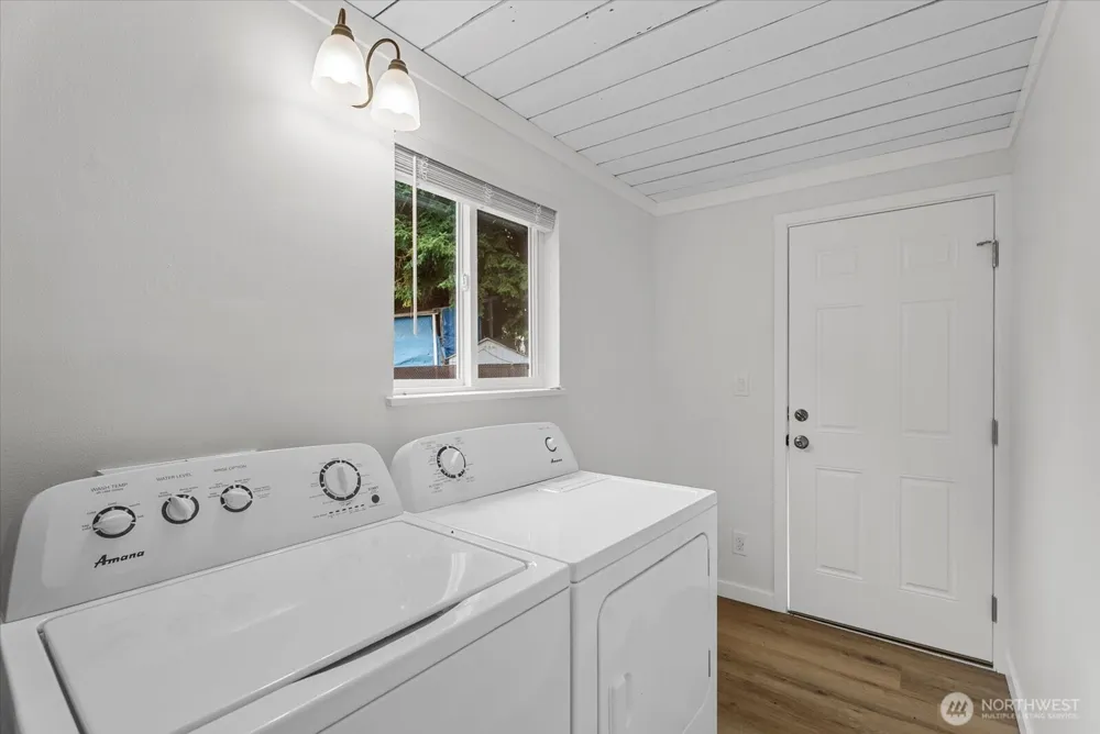 31344 13th Ave S Federal Way, WA 98003