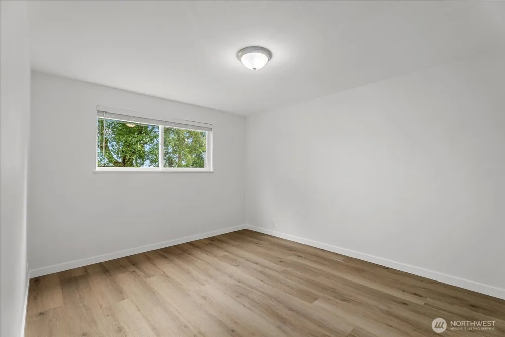 31344 13th Ave S Federal Way, WA 98003