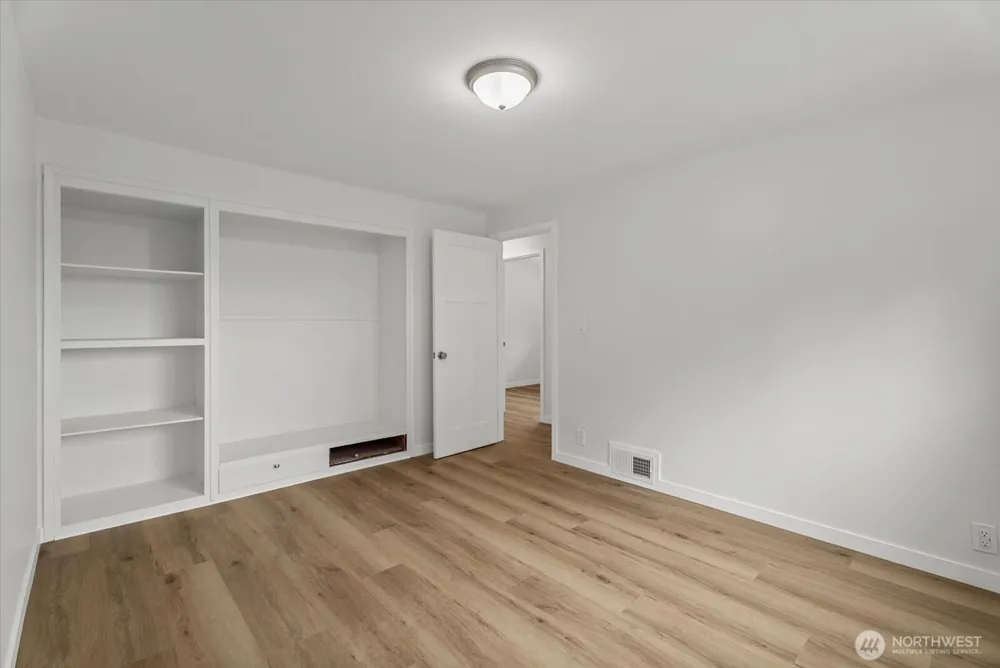 31344 13th Ave S Federal Way, WA 98003