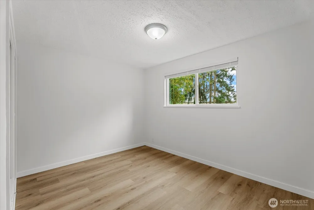 31344 13th Ave S Federal Way, WA 98003