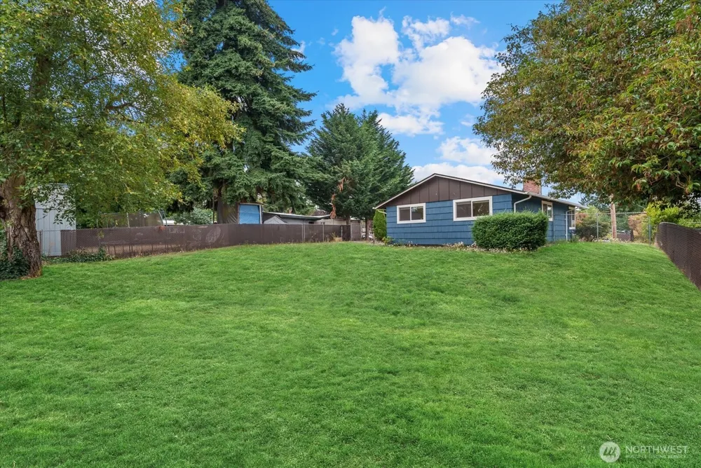 31344 13th Ave S Federal Way, WA 98003