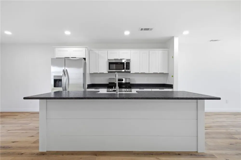 305 Legacy Lane Calhoun, GA 30701