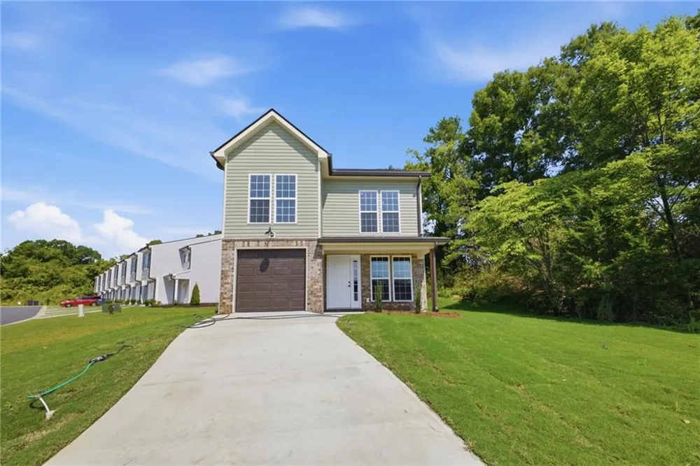 305 Legacy Lane Calhoun, GA 30701