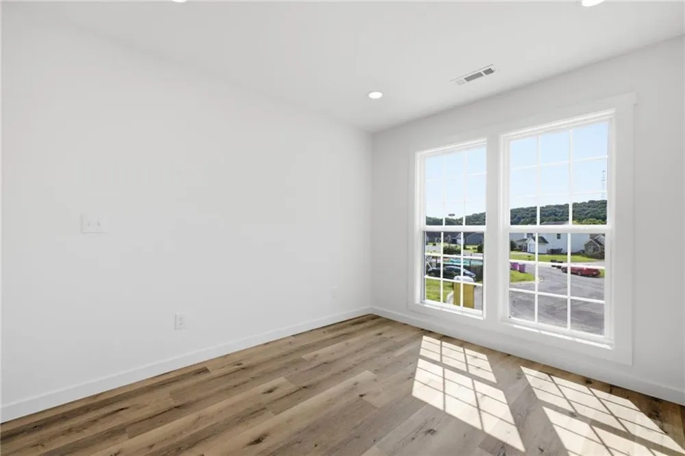 305 Legacy Lane Calhoun, GA 30701