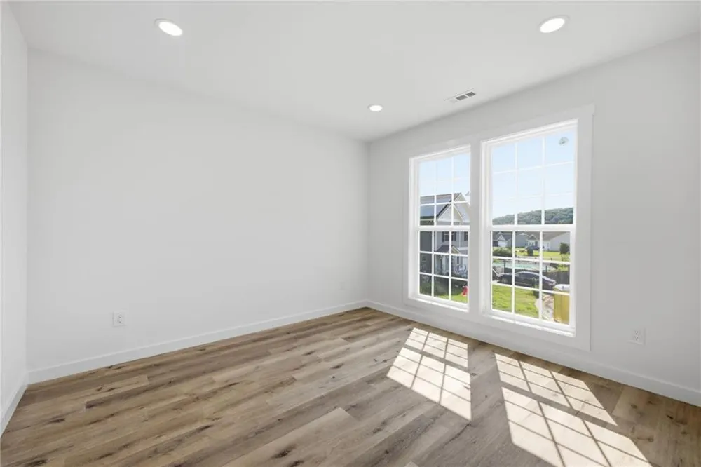 305 Legacy Lane Calhoun, GA 30701