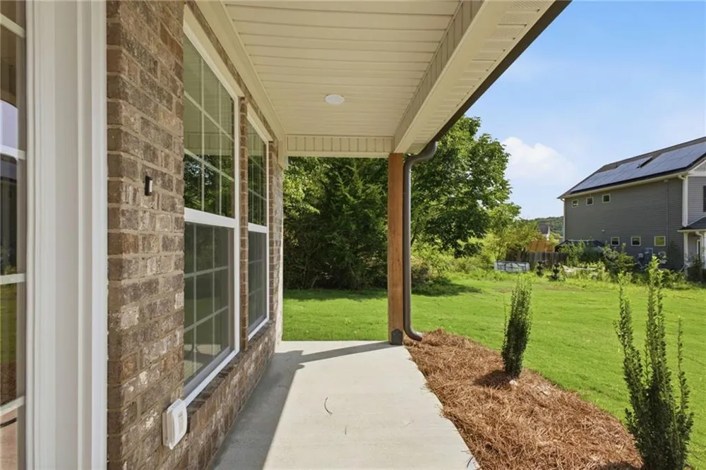 305 Legacy Lane Calhoun, GA 30701