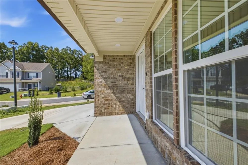 305 Legacy Lane Calhoun, GA 30701