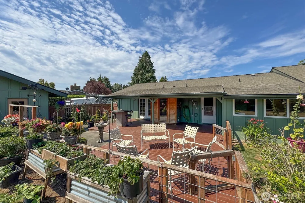 870 Thorton Drive Sequim, WA 98382