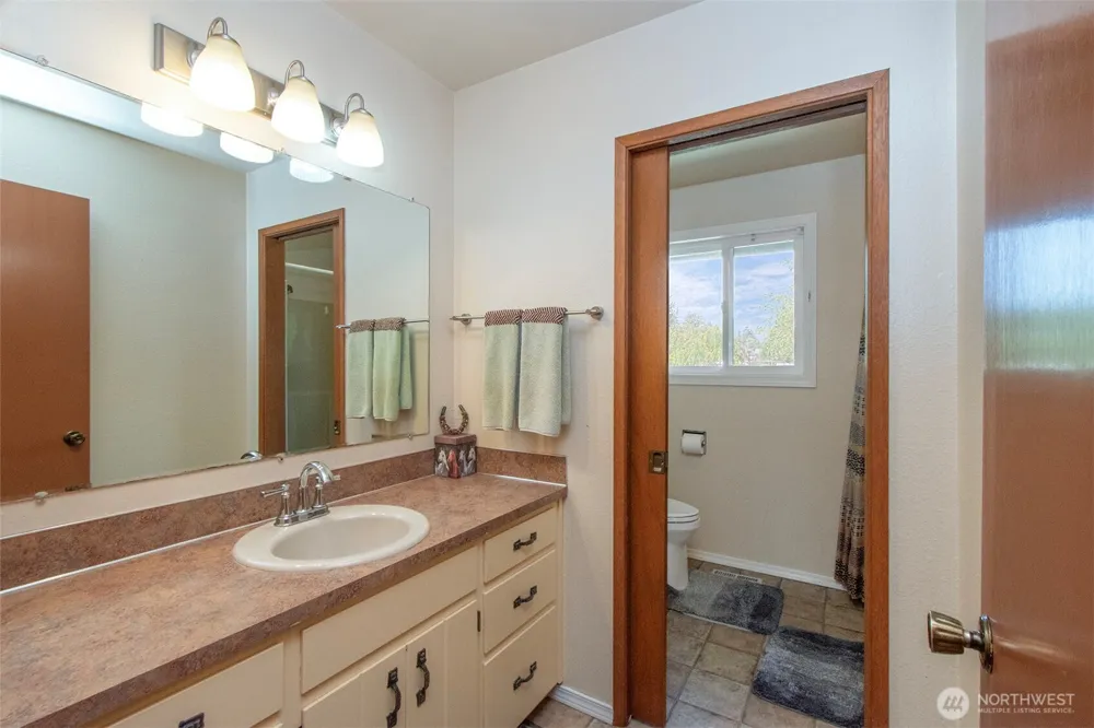 870 Thorton Drive Sequim, WA 98382