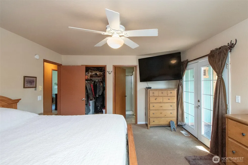 870 Thorton Drive Sequim, WA 98382