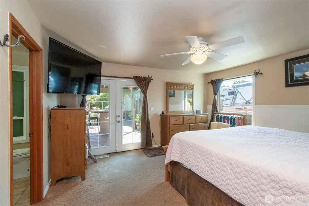 870 Thorton Drive Sequim, WA 98382