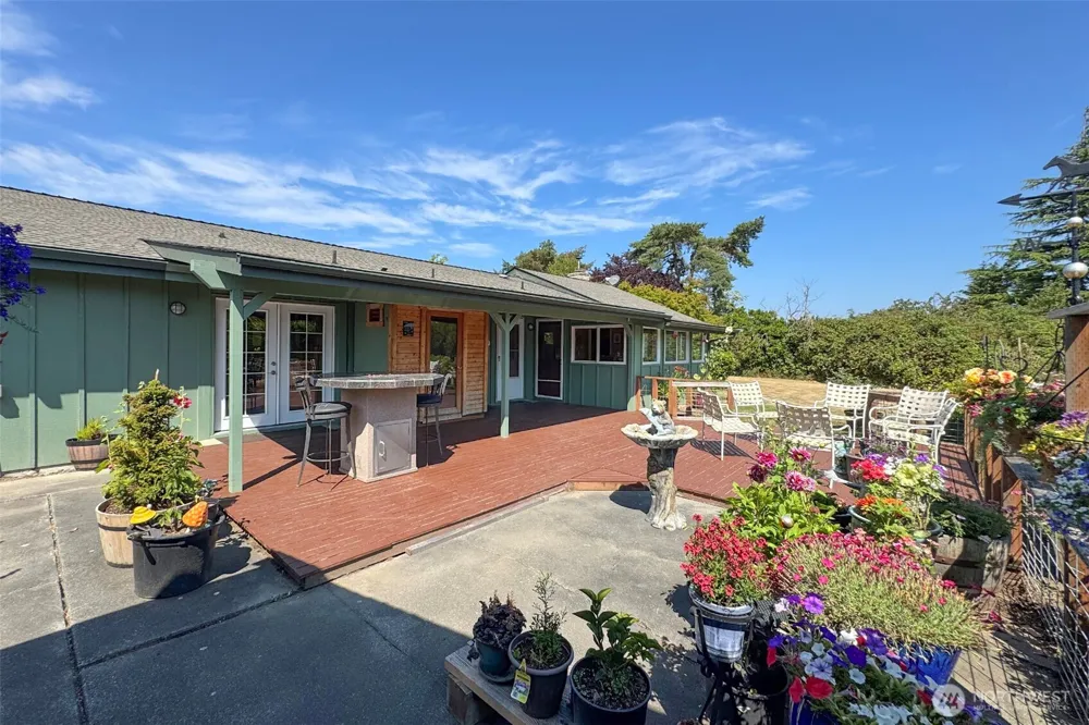 870 Thorton Drive Sequim, WA 98382