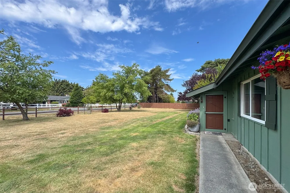 870 Thorton Drive Sequim, WA 98382