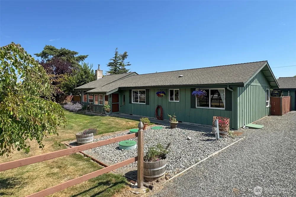 870 Thorton Drive Sequim, WA 98382