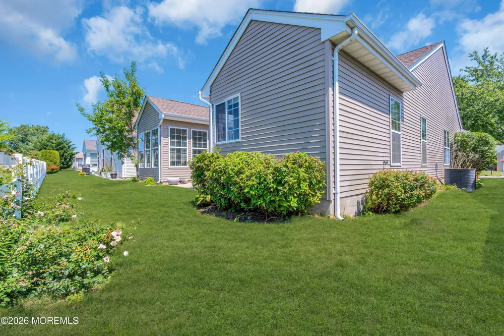 82 Robin Lane Barnegat, NJ 08005