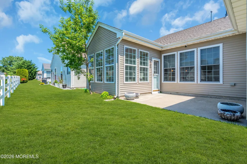 82 Robin Lane Barnegat, NJ 08005