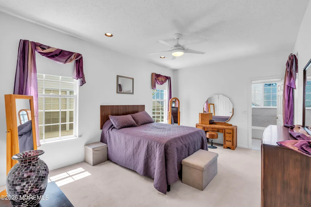 82 Robin Lane Barnegat, NJ 08005