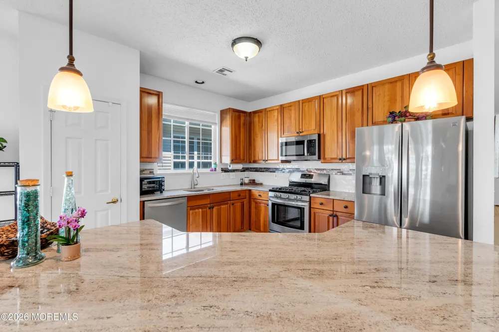 82 Robin Lane Barnegat, NJ 08005