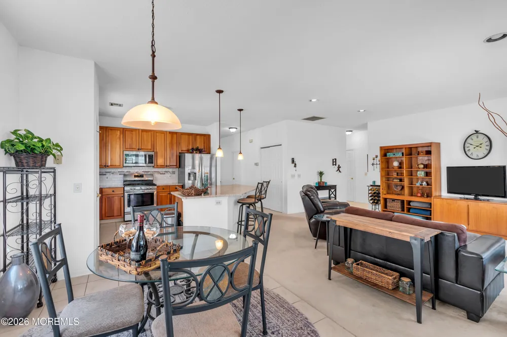 82 Robin Lane Barnegat, NJ 08005