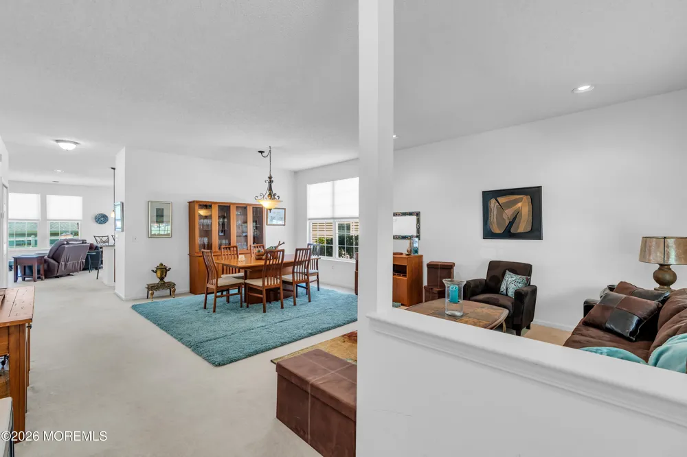 82 Robin Lane Barnegat, NJ 08005