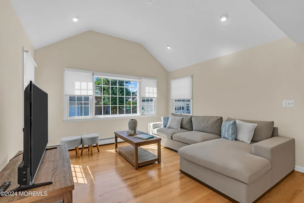 807 Prospect Avenue Spring Lake Heights, NJ 07762