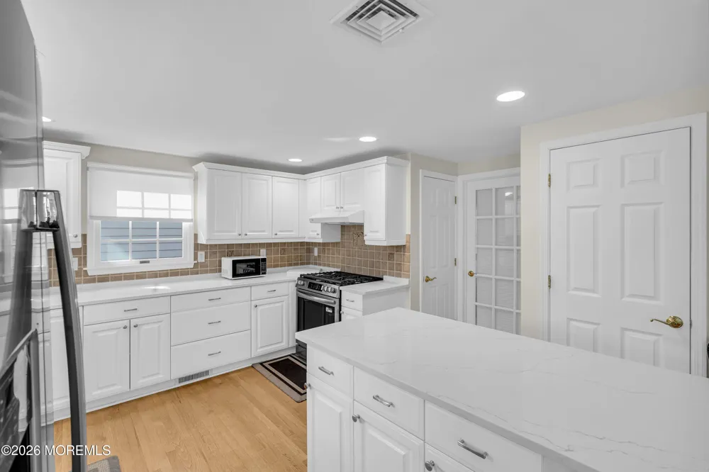 807 Prospect Avenue Spring Lake Heights, NJ 07762