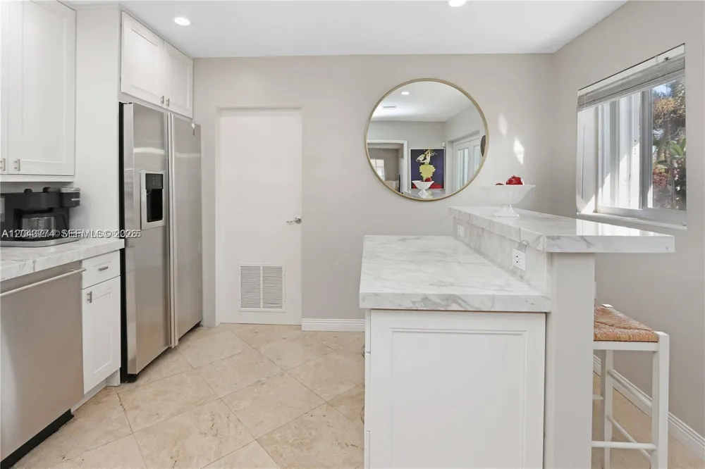 1147 Buchanan St Hollywood, FL 33019