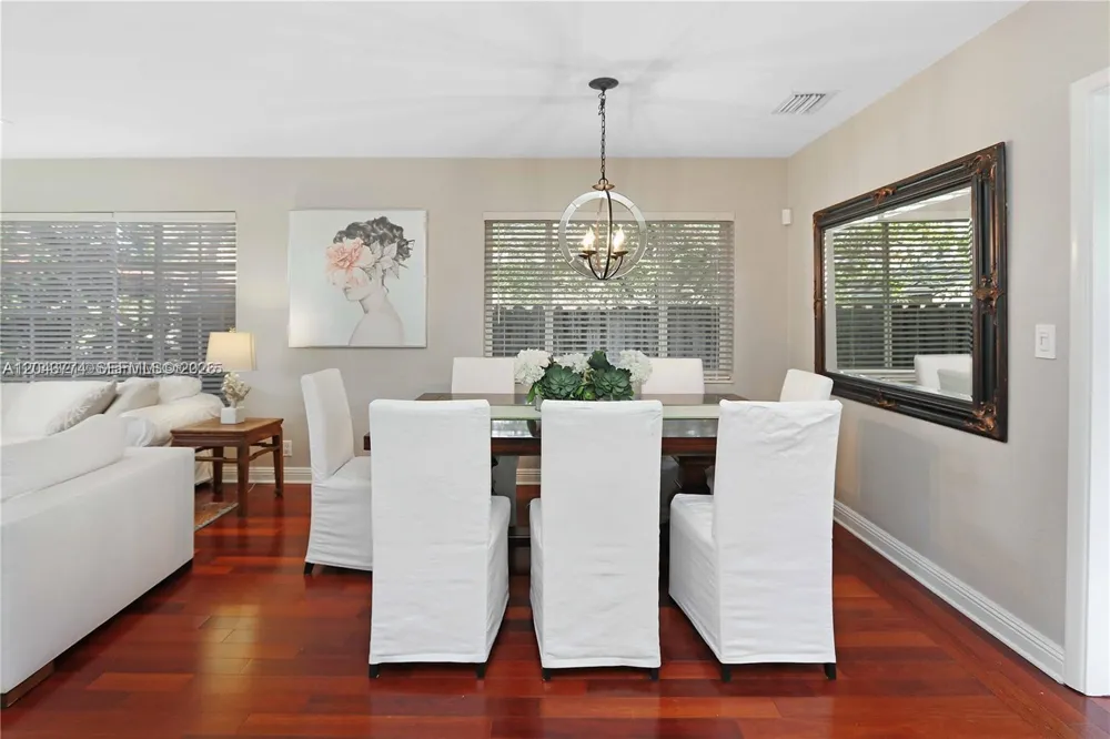 1147 Buchanan St Hollywood, FL 33019