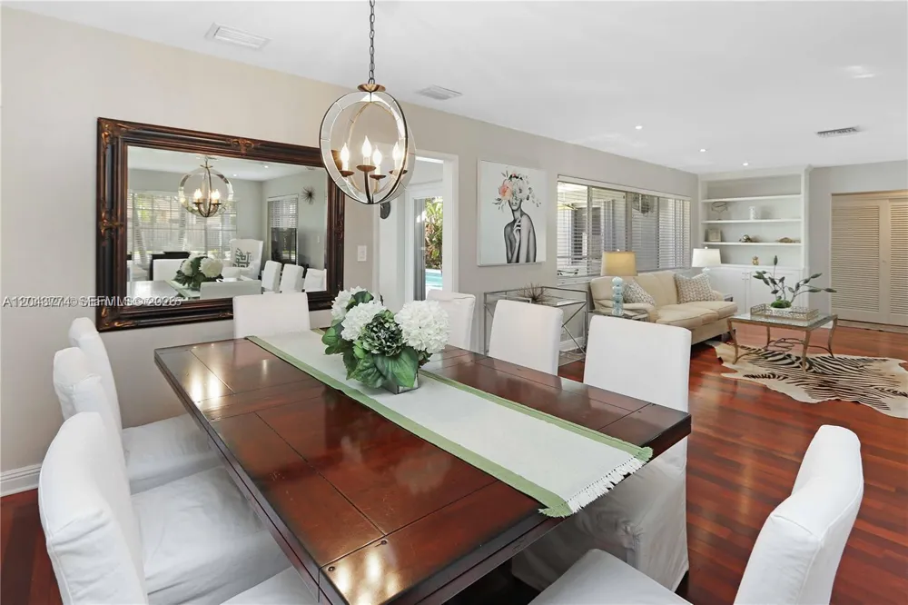 1147 Buchanan St Hollywood, FL 33019
