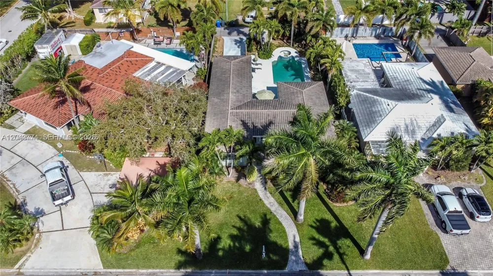 1147 Buchanan St Hollywood, FL 33019