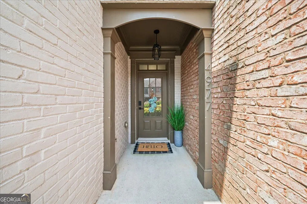 4977 Berkeley Oak DR Peachtree Corners, GA 30092