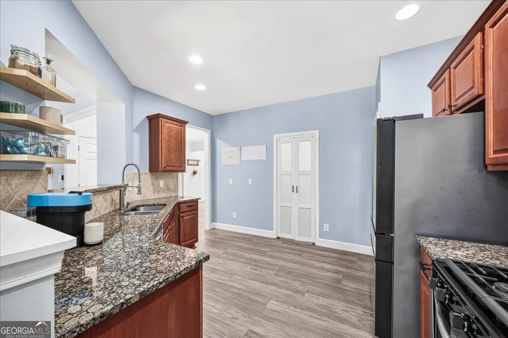 4977 Berkeley Oak DR Peachtree Corners, GA 30092