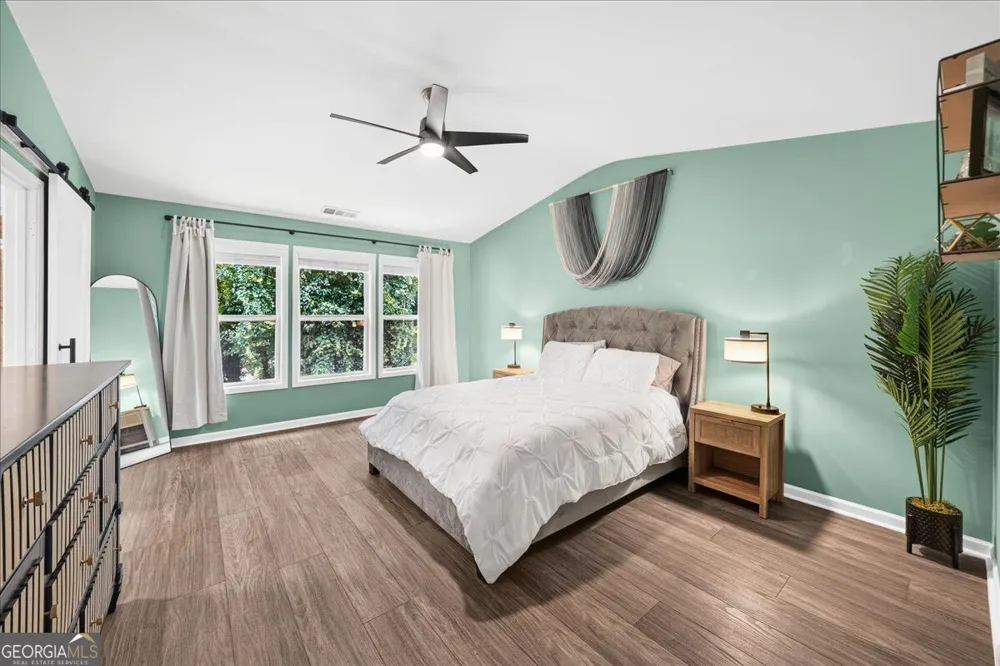 4977 Berkeley Oak DR Peachtree Corners, GA 30092