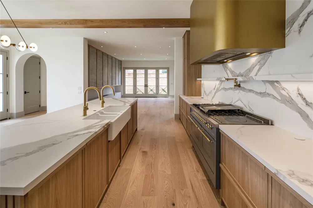 2627 Tangley Road West University Place, TX 77005
