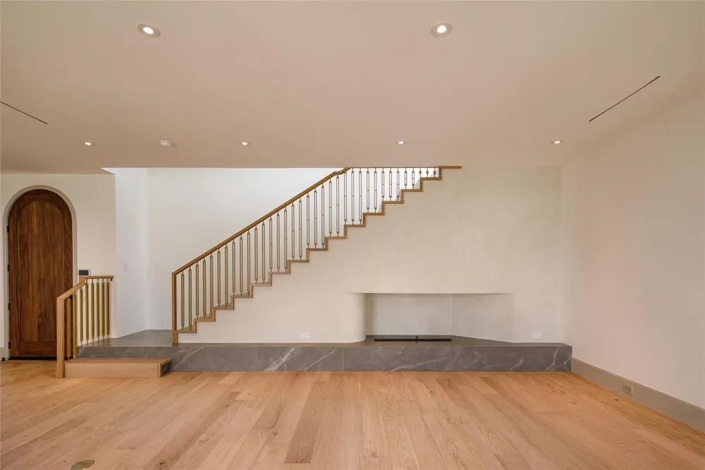 2627 Tangley Road West University Place, TX 77005