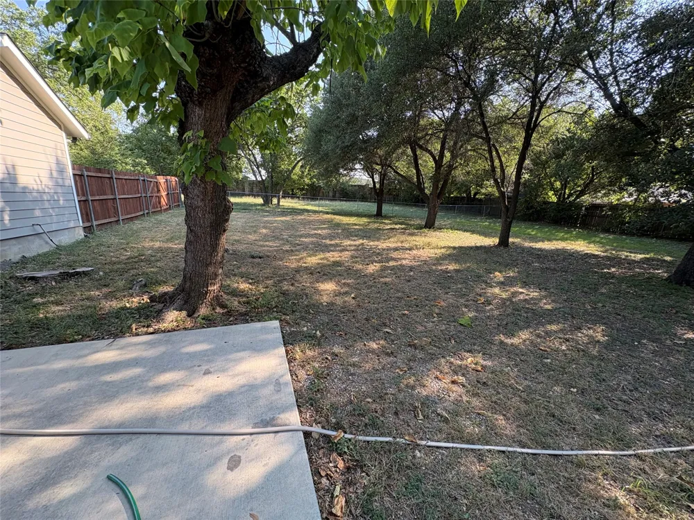 408 S 2nd Avenue Mansfield, TX 76063