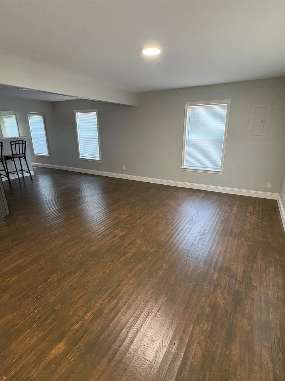 408 S 2nd Avenue Mansfield, TX 76063