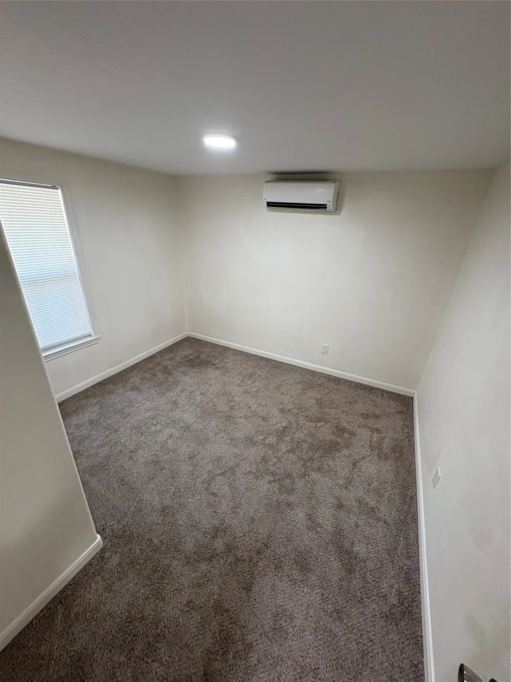 408 S 2nd Avenue Mansfield, TX 76063