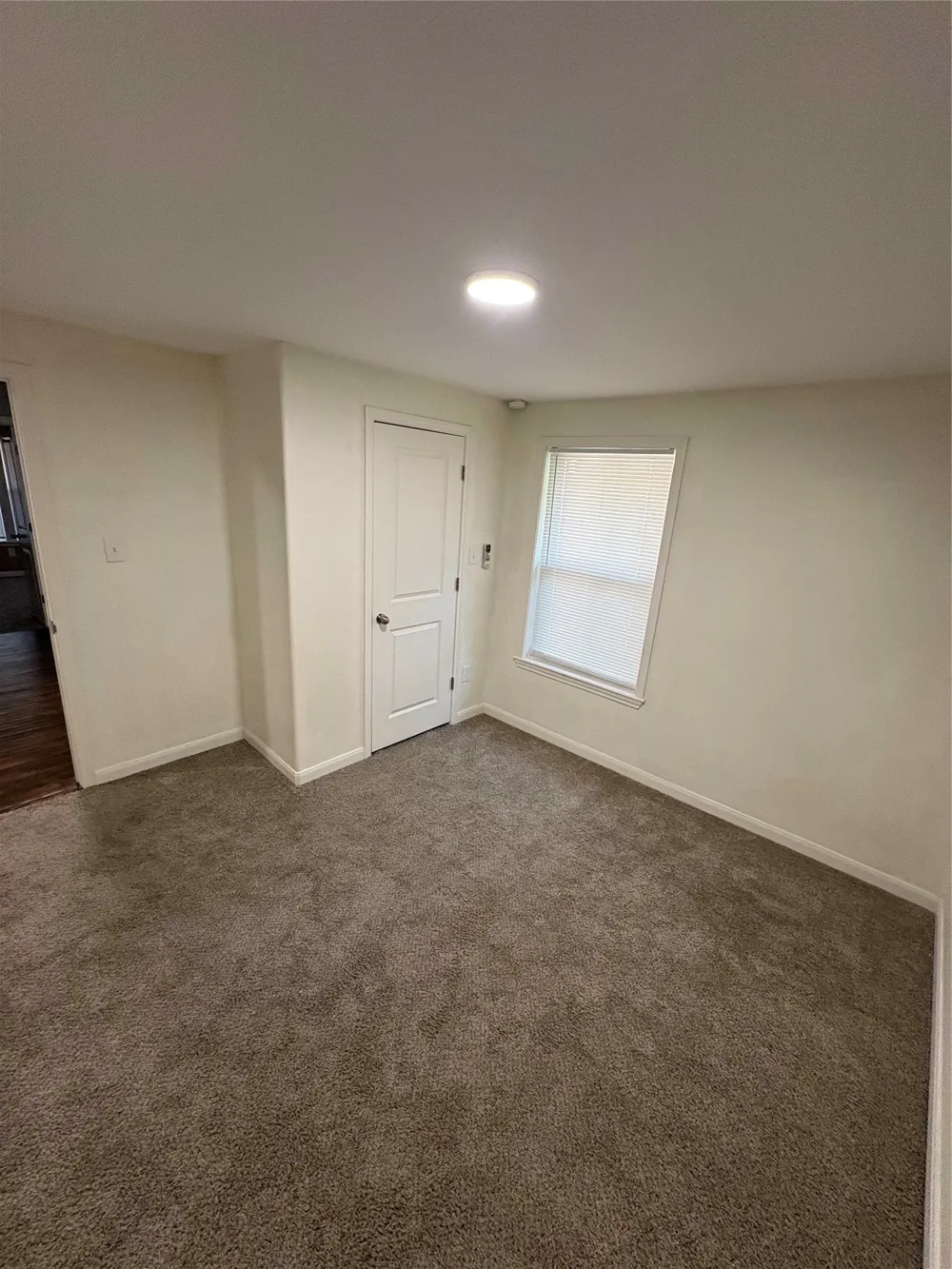408 S 2nd Avenue Mansfield, TX 76063